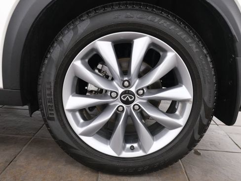 Used 2022 INFINITI QX50 Essential AWD/4WD image 34