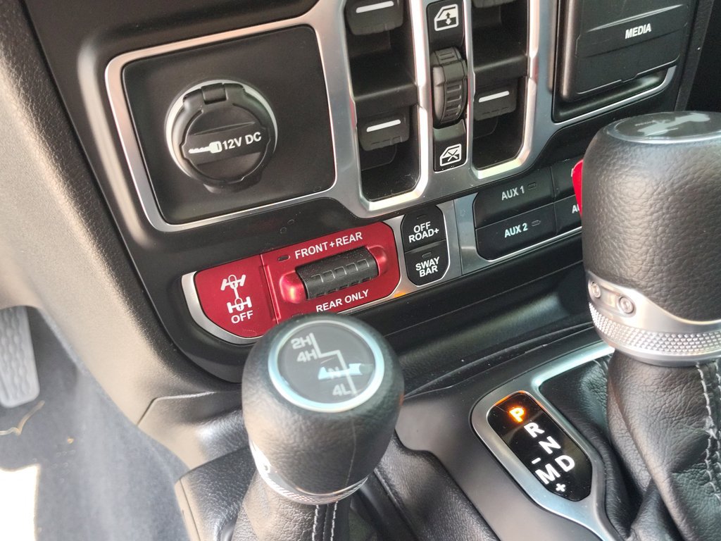 Used 2026 Jeep Wrangler Unlimited Rubicon AWD/4WD image 26