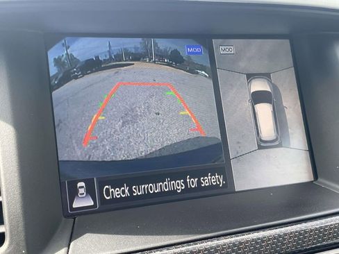 Used 2020 Nissan Pathfinder SL image 27