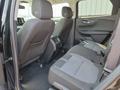 Used 2025 Chevrolet Blazer LT AWD/4WD image 15