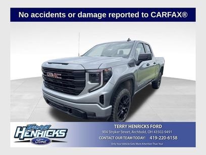 Used 2023 GMC Sierra 1500 Pro w/ Graphite Edition