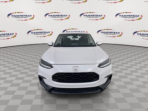 Used 2023 Honda HR-V LX image 3
