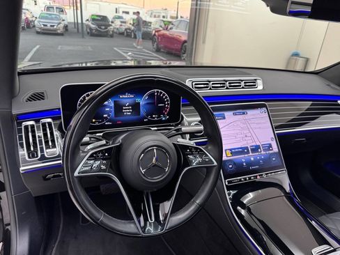 Used 2023 Mercedes-Benz S 580e 4MATIC Sedan w/ Warmth & Comfort Package image 20