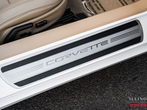 Used 2012 Chevrolet Corvette Convertible w/ 2LT Preferred Equipment Group image 31