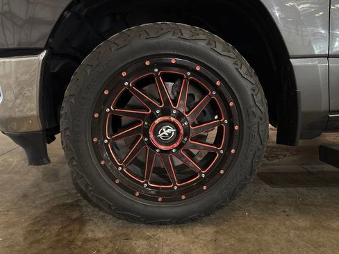 Used 2019 RAM 1500 Big Horn image 31