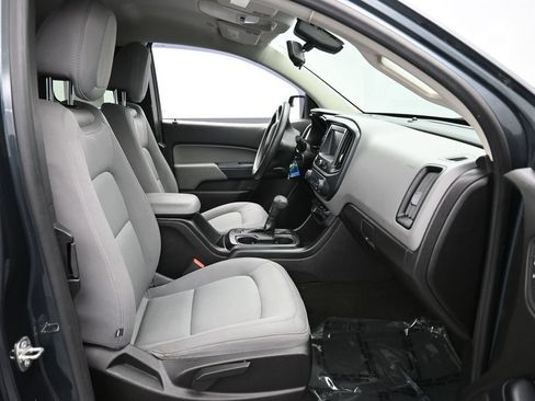 Used 2017 Chevrolet Colorado W/T w/ WT Convenience Package RWD image 30