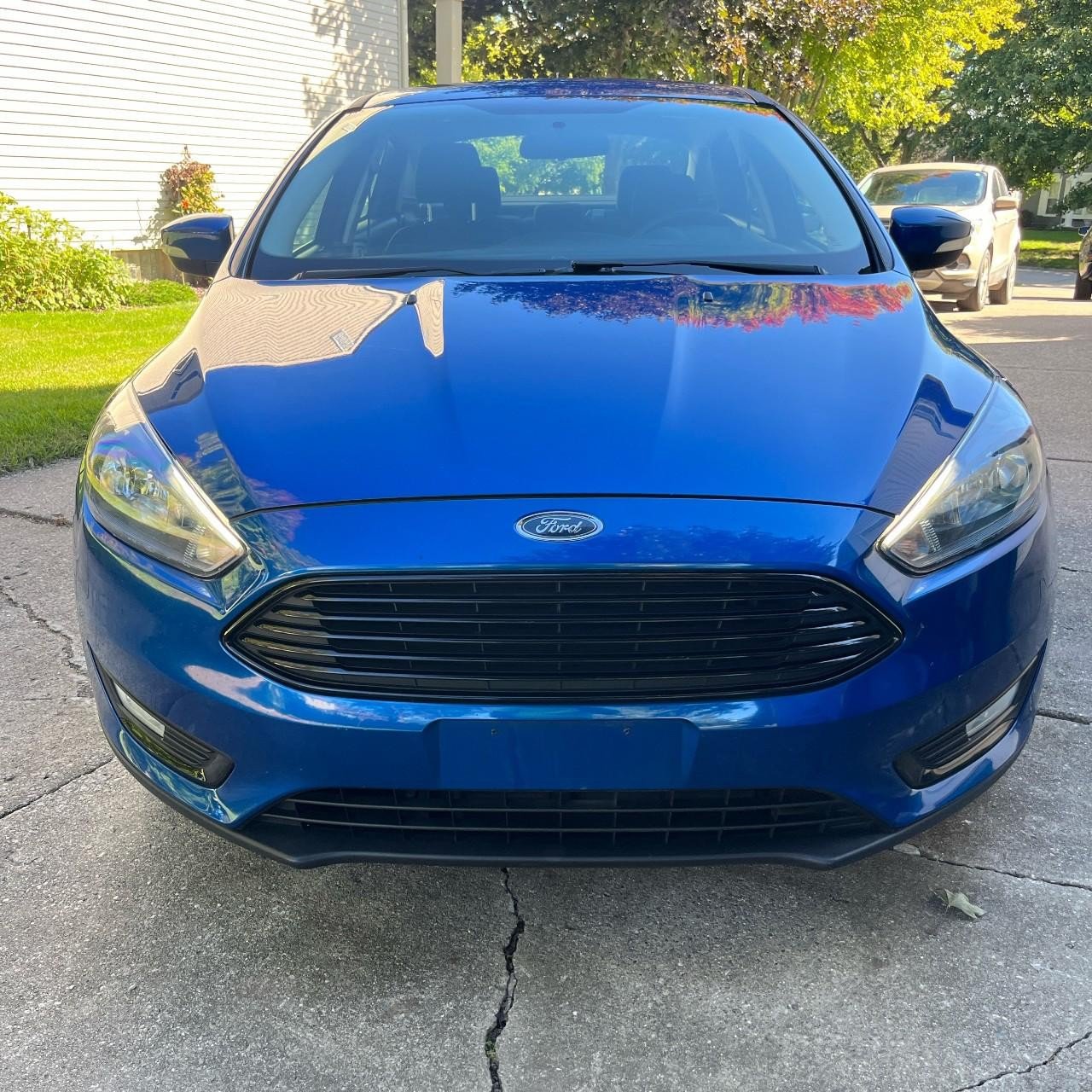 Used 2018 Ford Focus SE w/ SE Appearance Package FWD image 8