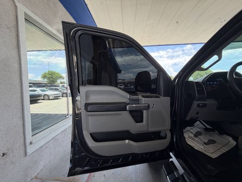 Used 2019 Ford F250 XLT w/ XLT Premium Package AWD/4WD image 8