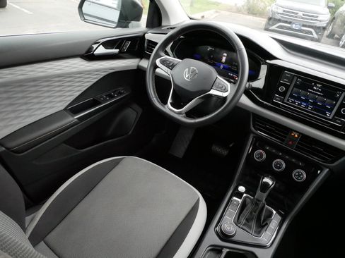Certified 2024 Volkswagen Taos S AWD/4WD image 9