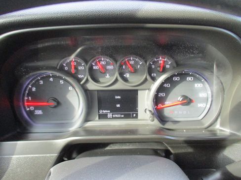 Used 2020 Chevrolet Silverado 1500 Custom Trail Boss w/ Custom Convenience Package image 17