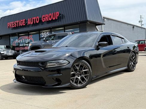 Used 2019 Dodge Charger Scat Pack w/ Plus Group RWD image 22
