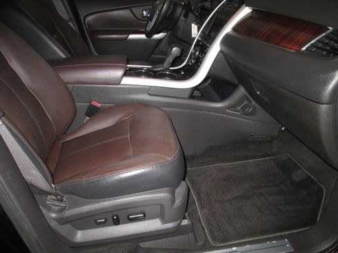 Used 2013 Ford Edge Limited AWD/4WD image 22