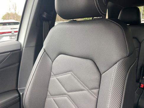 New 2026 Volkswagen Atlas Cross Sport SE image 21