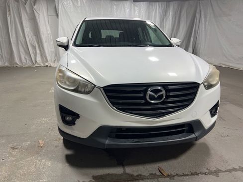 Used 2016 MAZDA CX-5 Touring FWD image 2