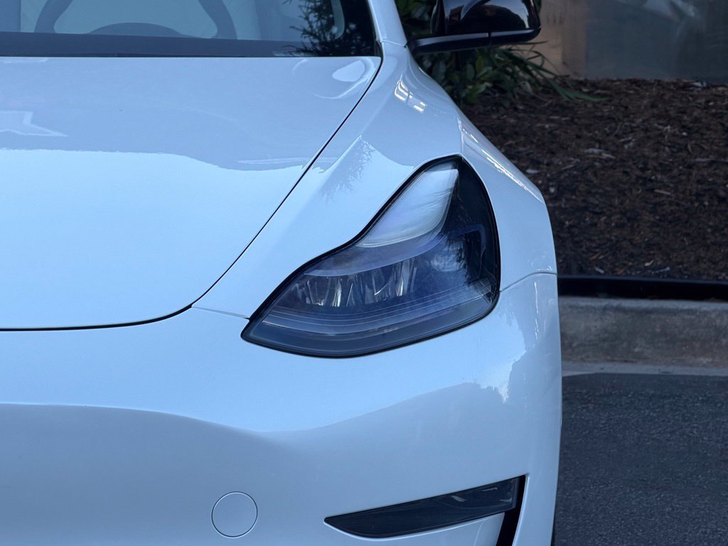 Used 2021 Tesla Model 3 Standard Range Plus RWD image 5