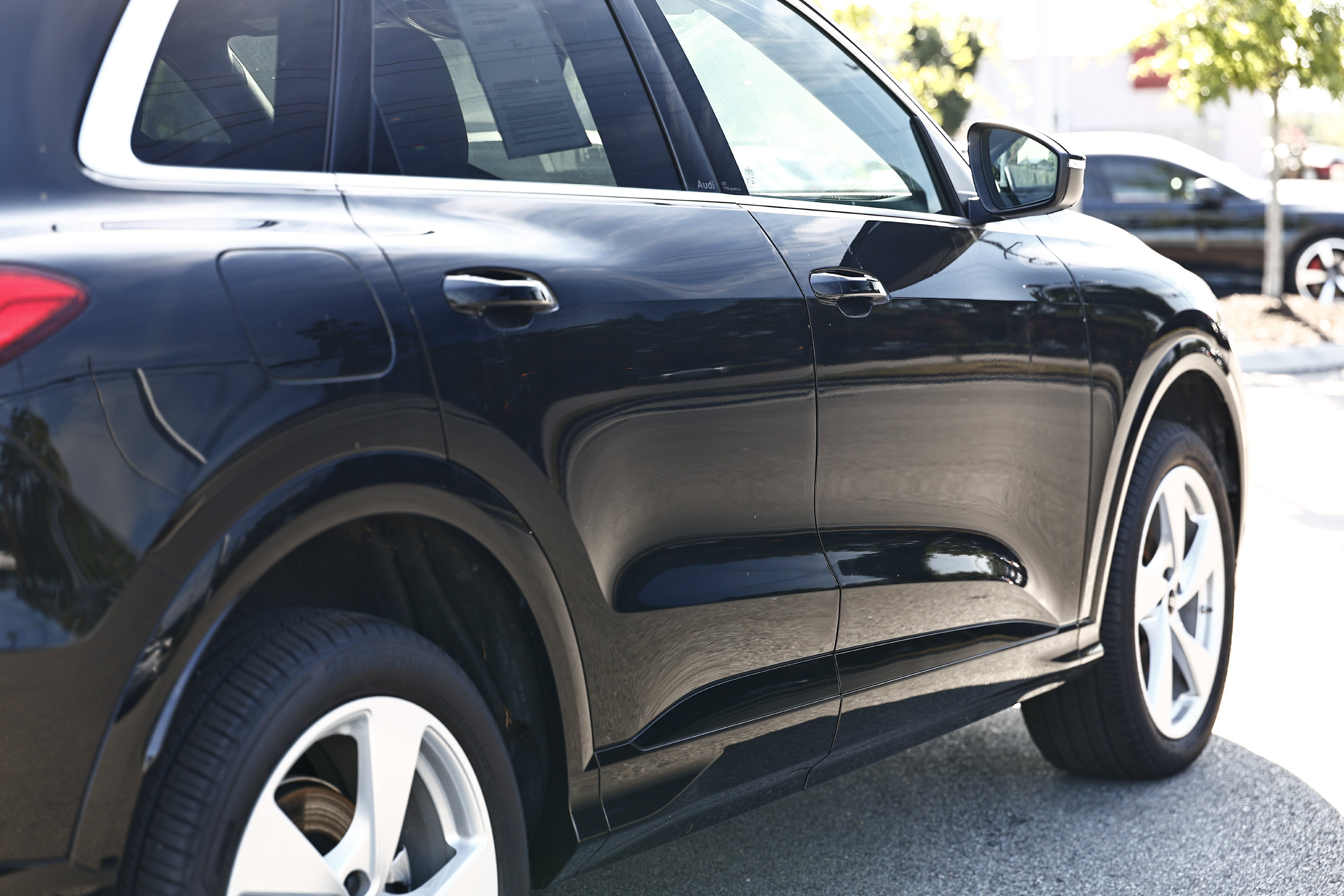 Certified 2025 Audi Q5 Premium Plus w/ Premium Plus AWD/4WD image 9