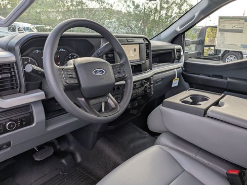 New 2025 Ford F350 XL w/ XL Chrome Package AWD/4WD image 16