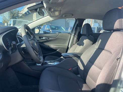 Used 2024 Chevrolet Malibu LT image 7