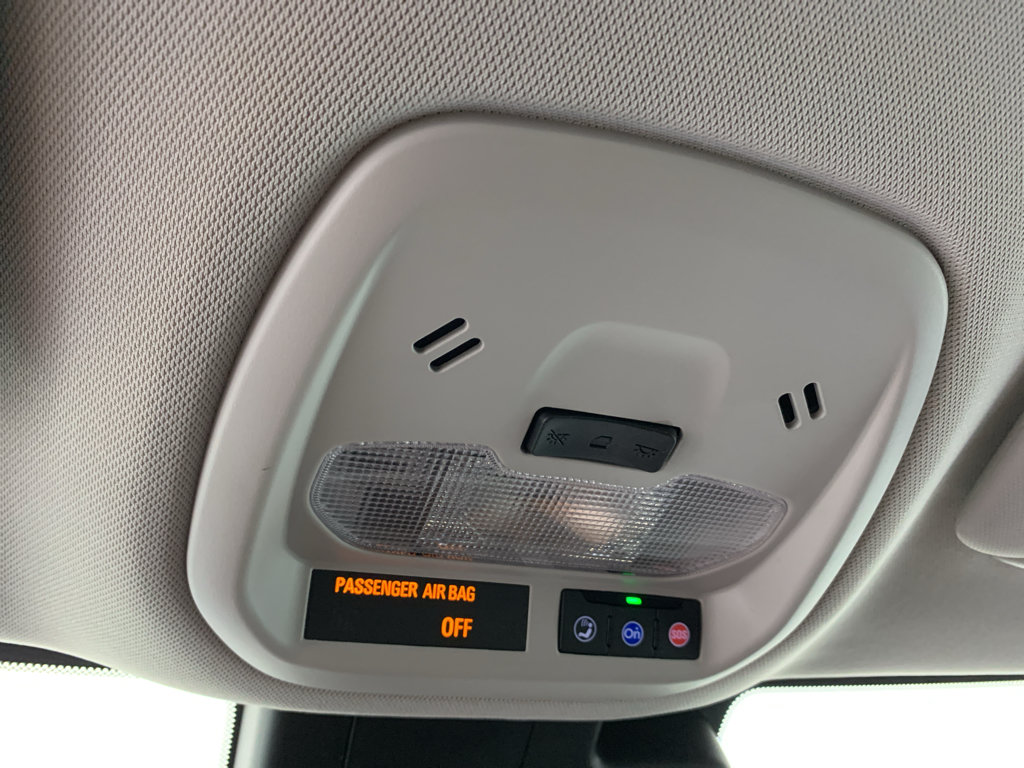 Used 2025 Chevrolet Trax LT FWD image 27