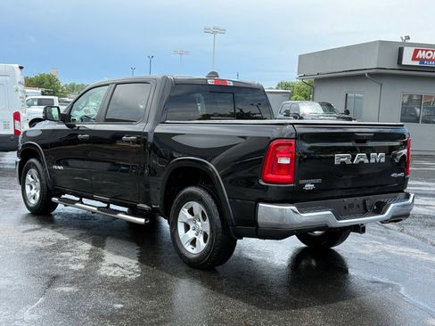 Used 2025 RAM 1500 Big Horn AWD/4WD image 6