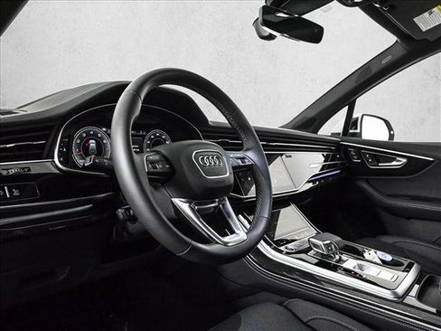 Certified 2026 Audi Q7 3.0T Prestige AWD/4WD image 10