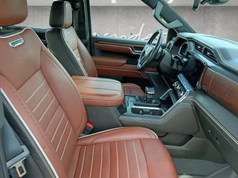 Used 2024 GMC Sierra 1500 Denali Ultimate AWD/4WD image 24