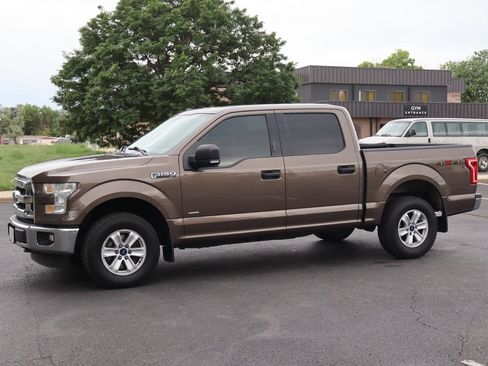 Used 2015 Ford F150 XLT w/ Equipment Group 301A Mid AWD/4WD image 10