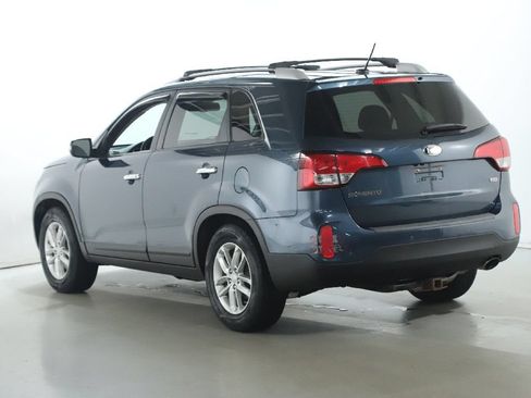 Used 2015 Kia Sorento LX FWD image 40