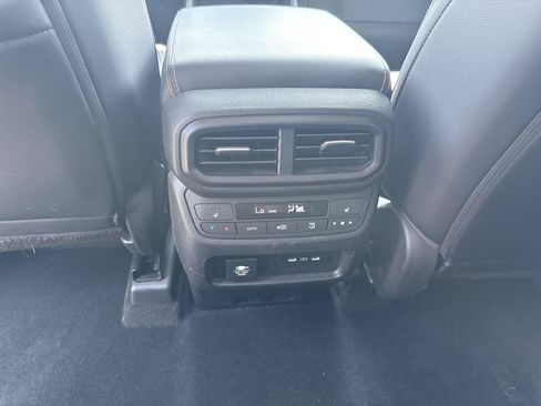Certified 2024 Honda Pilot Elite image 24