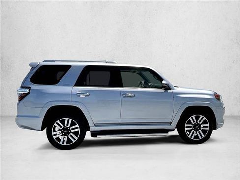 Used 2022 Toyota 4Runner Limited RWD image 5