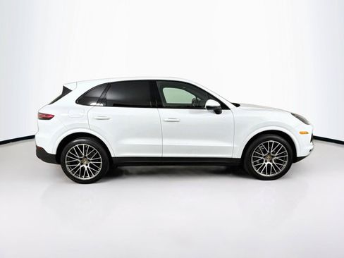 Used 2023 Porsche Cayenne Platinum Edition AWD/4WD image 6