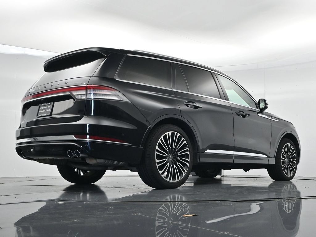 Used 2021 Lincoln Aviator Black Label w/ Class IV Trailer Tow Package AWD/4WD image 24