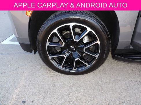 Certified 2022 Chevrolet Suburban RST w/ Luxury Package image 14