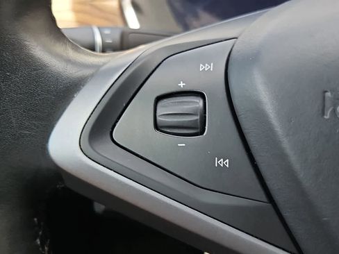 Used 2020 Tesla Model S Long Range AWD/4WD image 25
