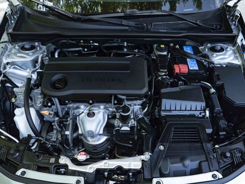 Certified 2025 Honda Civic Sport image 42