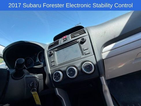 Used 2017 Subaru Forester 2.5i w/ Alloy Wheel Package AWD/4WD image 18