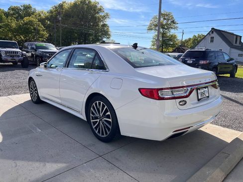 Used 2020 Lincoln Continental AWD w/ Premium Package image 5