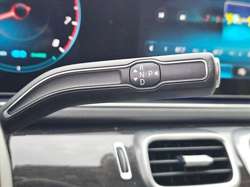 Used 2020 Mercedes-Benz GLS 450 4MATIC image 10