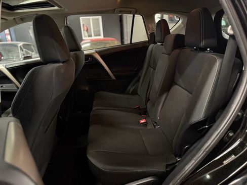 Used 2013 Toyota RAV4 XLE AWD/4WD image 18