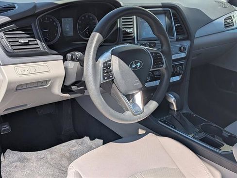 Used 2019 Hyundai Sonata SE FWD image 10