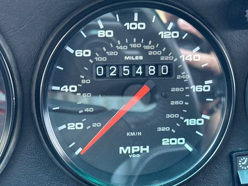 Used 1996 Porsche 911 Turbo RWD image 30