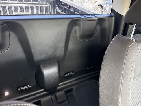 Used 2022 Chevrolet Colorado LT w/ Fleet Safety Package image 22