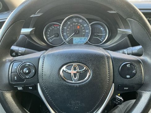 Used 2015 Toyota Corolla L image 23