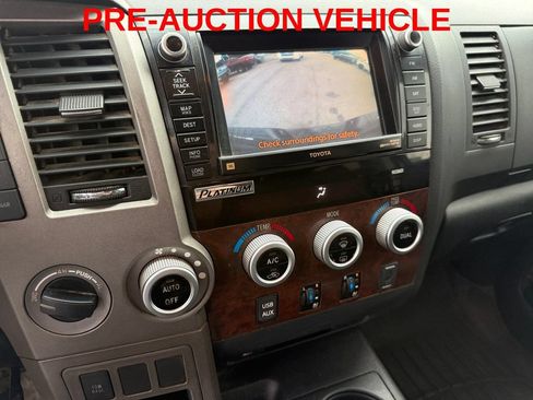 Used 2010 Toyota Tundra Limited AWD/4WD image 19