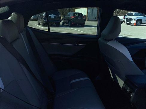 Used 2025 Toyota Camry XSE image 13