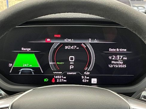 Used 2024 Audi e-tron GT Premium Plus w/ Performance Package image 30