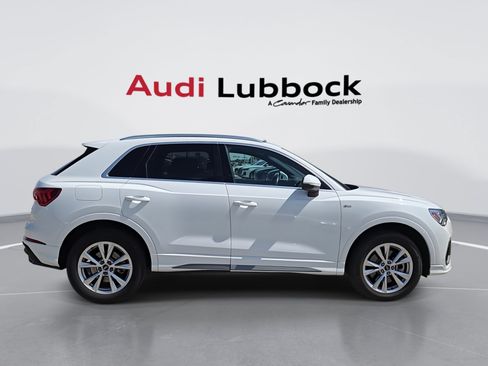 Used 2024 Audi Q3 2.0T Premium AWD/4WD image 9