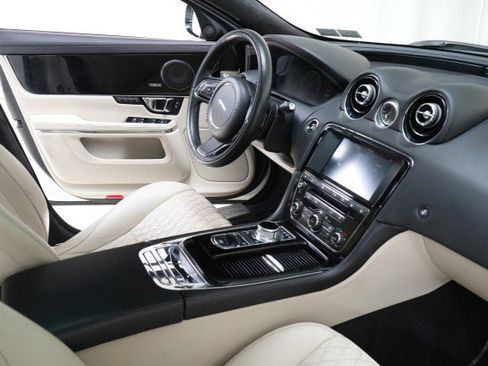 Used 2016 Jaguar XJ L Portfolio image 46