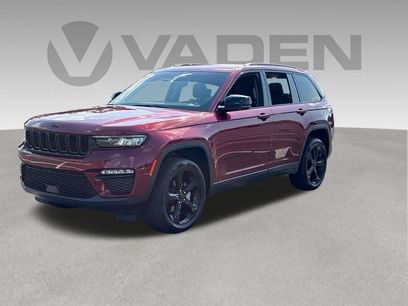 Used 2023 Jeep Grand Cherokee Limited w/ Black Appearance Package