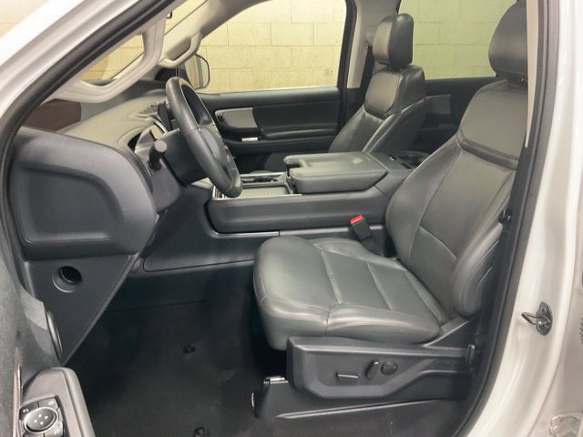 Certified 2025 Ford Expedition Max Active AWD/4WD image 8
